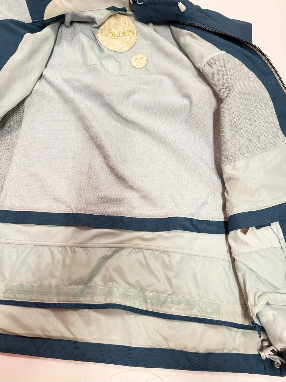 Holden Outerwear Hooded Ski Snow Jacket Men’s Medium Blue Waterproof Shell
